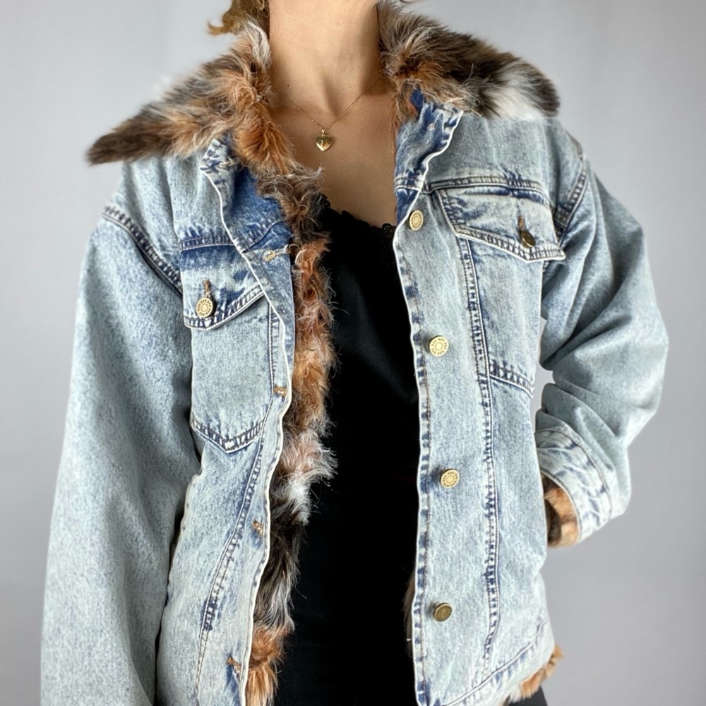 BDG oversized jean jacket faux fur lined xs/s